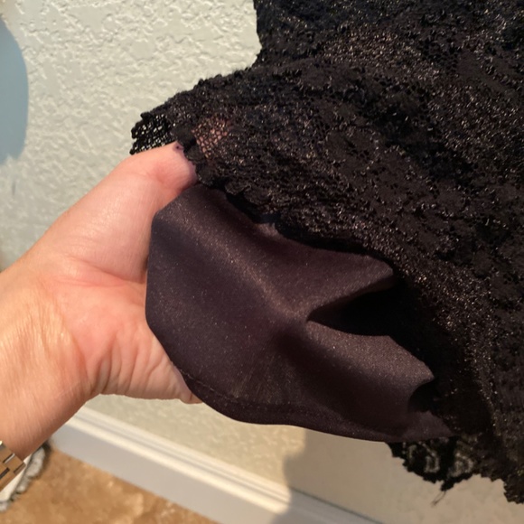 Modest Knee Length Black Lace Dress Scoop Back - Size 6 - Picture 3 of 6